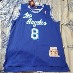 Selling my Kobe Bryant jersey